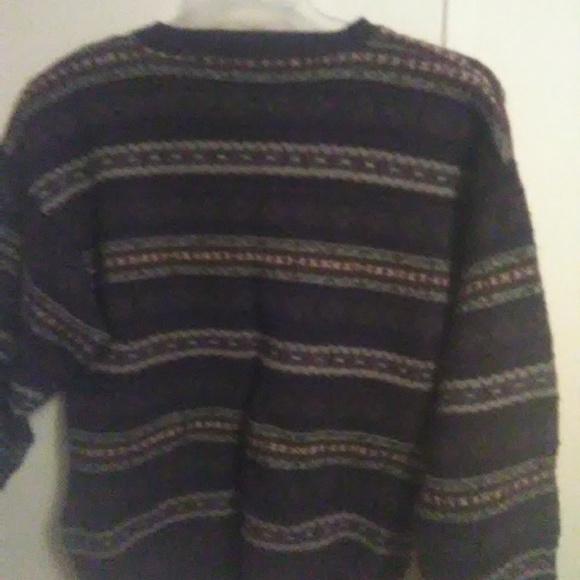 Sweater - Picture 2 of 3